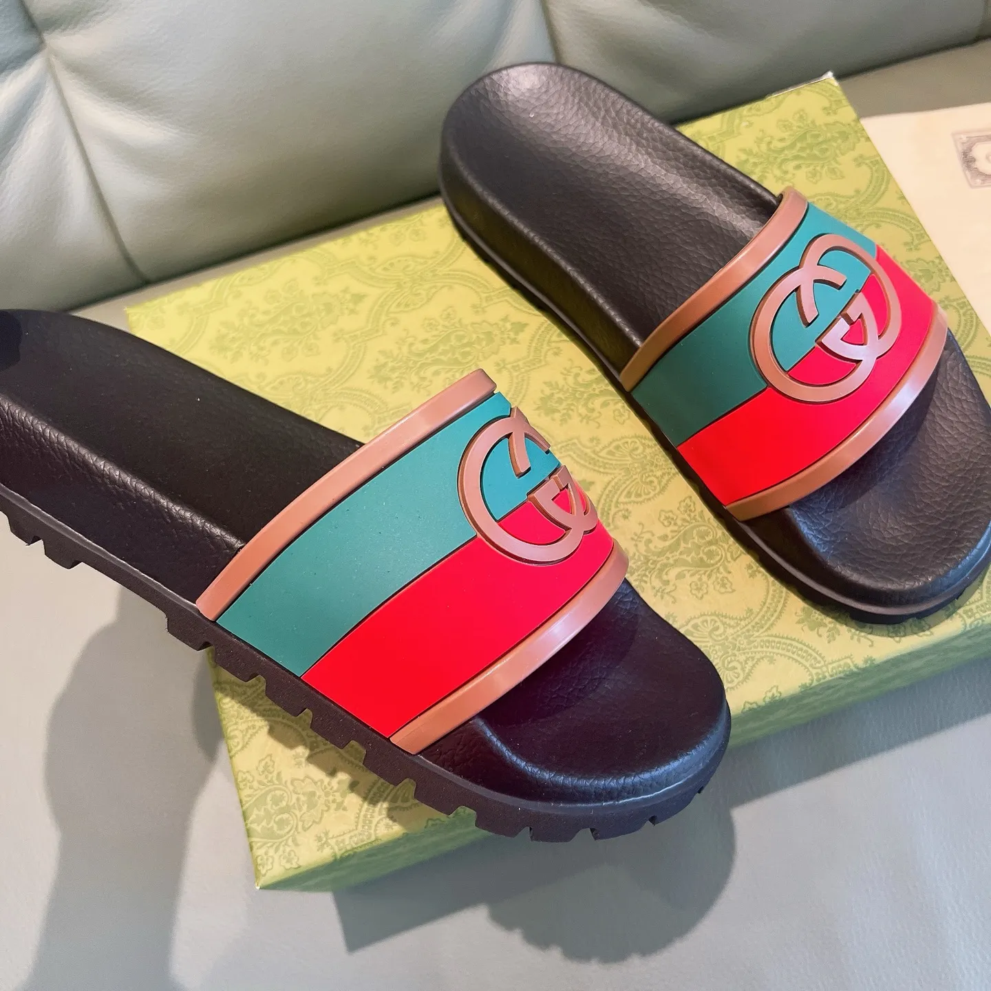 Men's Men's Shoes 130🐮🐮Gucci Gucci Slippers Gucci 2024 latest beach sandals slippers Original molding double G LOGO Original molding consistent Outsole: Men's Men's Shoes u double-layer outsole Size: 35-46